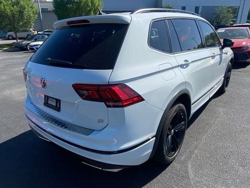 Used 2019 Volkswagen Tiguan SEL R-Line image 4