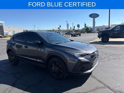Used 2024 Subaru Crosstrek 2.0i AWD/4WD image 2