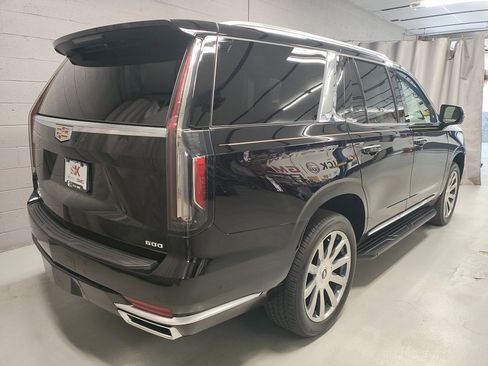 Used 2022 Cadillac Escalade Premium Luxury Platinum image 2