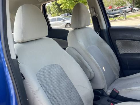 Used 2014 Nissan Versa Note SV FWD image 24