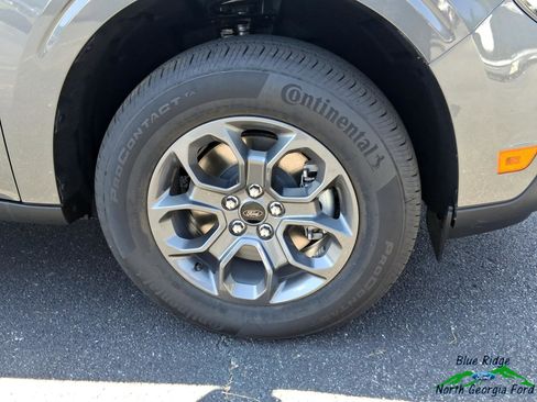 New 2025 Ford Maverick XLT image 9