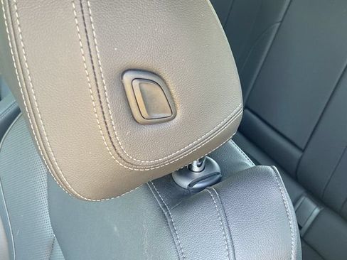 Certified 2026 BMW 230i xDrive Coupe AWD/4WD image 14