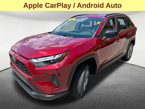 Used 2025 Toyota RAV4 LE AWD/4WD image 5