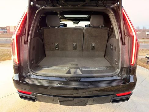 Used 2023 Cadillac Escalade Sport image 36