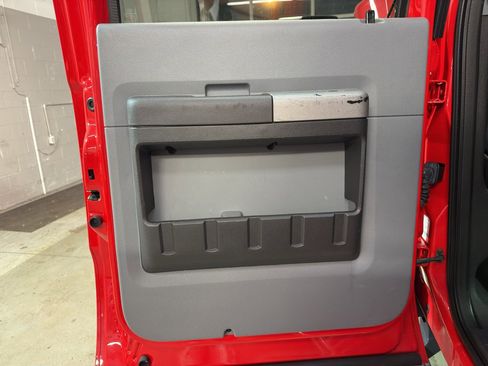 Used 2016 Ford F250 XLT w/ XLT Value Package image 27