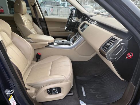 Used 2017 Land Rover Range Rover Sport HSE image 10