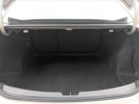 Used 2025 Chevrolet Malibu LT FWD image 18