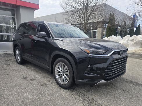New 2026 Toyota Grand Highlander image 1