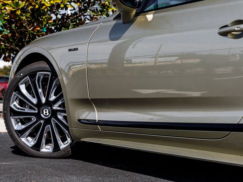 New 2026 Bentley Continental Mulliner image 9