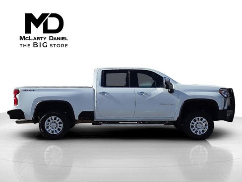 Used 2020 Chevrolet Silverado 3500 LTZ image 6