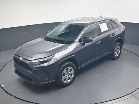 Used 2023 Toyota RAV4 LE AWD/4WD image 38