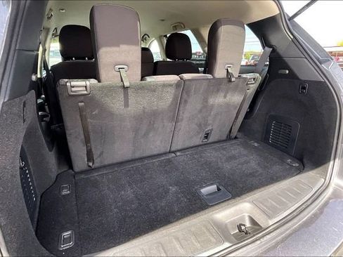 Used 2020 Nissan Pathfinder S AWD/4WD image 30
