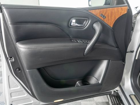 Used 2019 INFINITI QX80 Luxe w/ Proassist Package AWD/4WD image 24