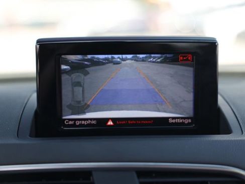 Used 2018 Audi Q3 2.0T Premium FWD image 37