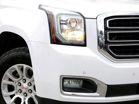 Used 2016 GMC Yukon SLE w/ Convenience Package RWD image 3