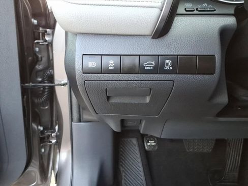 Used 2024 Toyota Camry LE image 17