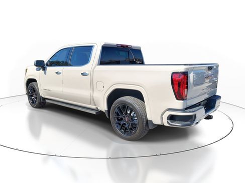 New 2026 GMC Sierra 1500 Denali w/ Denali Reserve Package AWD/4WD image 3