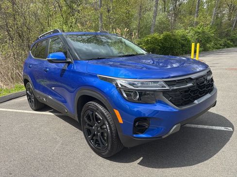 Certified 2025 Kia Seltos X-Line AWD/4WD image 1