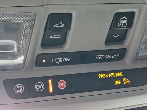 Used 2024 Chevrolet Malibu LT image 25