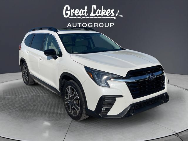 Used 2025 Subaru Ascent Limited AWD/4WD image 7