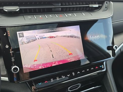 New 2026 Jeep Grand Cherokee L Limited image 5