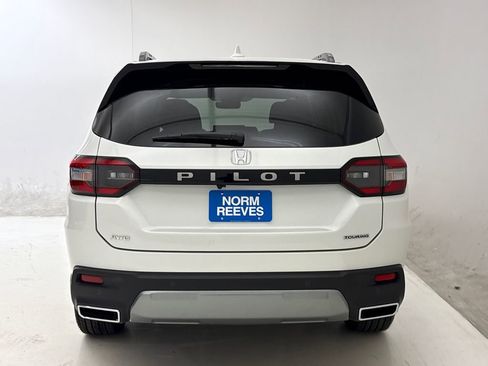 New 2026 Honda Pilot Touring image 8