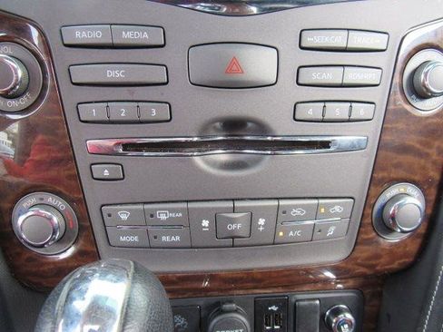 Used 2019 Nissan Armada Platinum w/ Captain's Chairs Package image 41