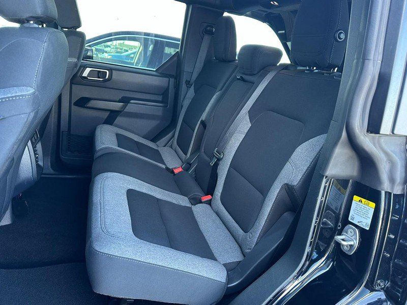 Used 2025 Ford Bronco Big Bend AWD/4WD image 11