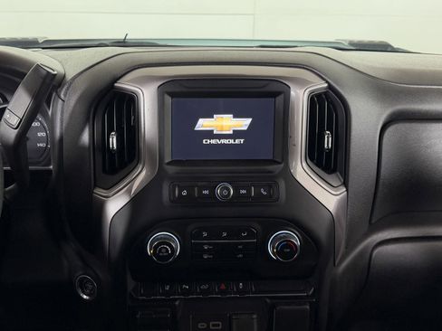 Used 2024 Chevrolet Silverado 2500 W/T AWD/4WD image 11