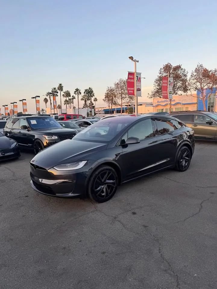 Used 2026 Tesla Model X AWD/4WD image 2
