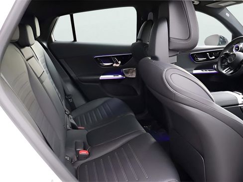 Certified 2025 Mercedes-Benz GLC 43 AMG 4MATIC Coupe image 22