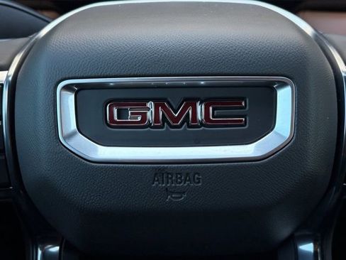 Used 2024 GMC Canyon AT4 w/ Canyon Safety Plus Package image 6