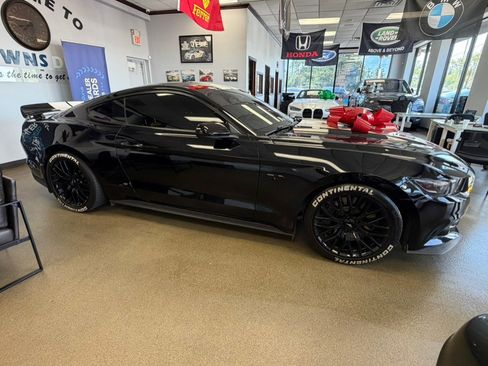 Used 2015 Ford Mustang GT Premium w/ GT Performance Package RWD image 15