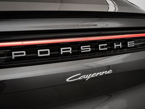 New 2026 Porsche Cayenne Coupe image 19
