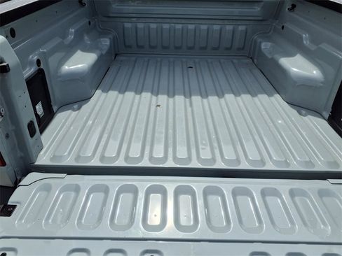 Used 2023 Ford Maverick XL image 10