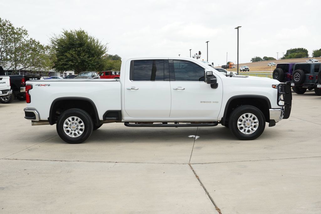 Used 2025 Chevrolet Silverado 2500 LTZ w/ LTZ Convenience Package AWD/4WD image 6