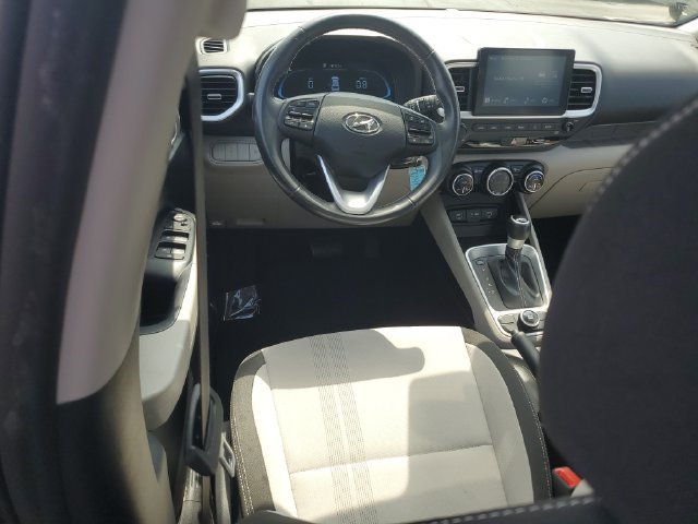 Certified 2023 Hyundai Venue SEL w/ Cargo Package FWD image 11