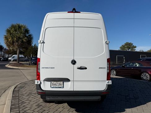 Used 2026 Mercedes-Benz Sprinter 2500 image 8