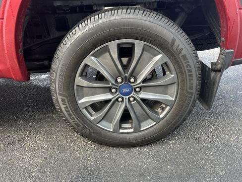 Used 2018 Ford F150 XLT w/ Equipment Group 302A Luxury image 5