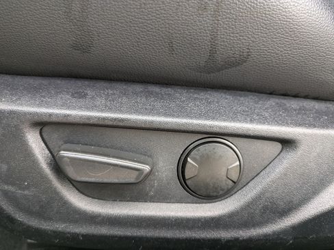 Used 2020 Ford Mustang Premium image 17