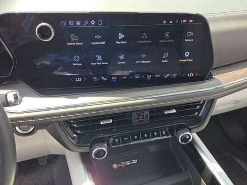 Certified 2025 Chevrolet Tahoe Premier RWD image 20