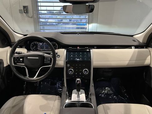 Used 2023 Land Rover Discovery Sport SE image 38