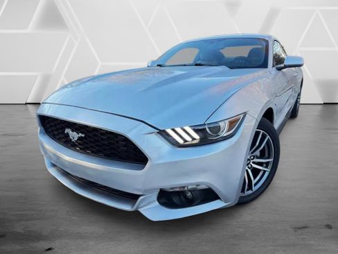 Used 2016 Ford Mustang Coupe RWD image 2