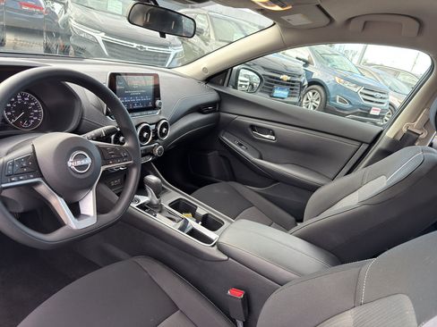 Used 2024 Nissan Sentra SV image 25