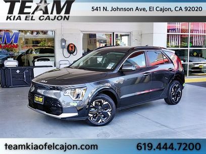 Certified 2023 Kia Niro Wind