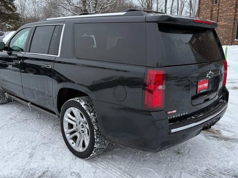 Used 2020 Chevrolet Suburban Premier w/ Premier Plus Edition image 6