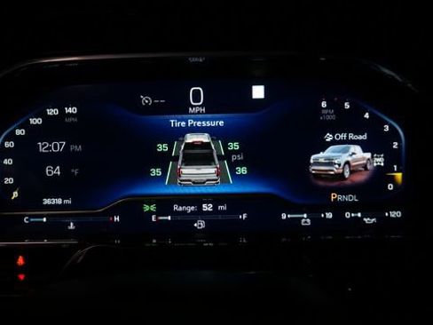 Used 2022 Chevrolet Silverado 1500 LT image 14