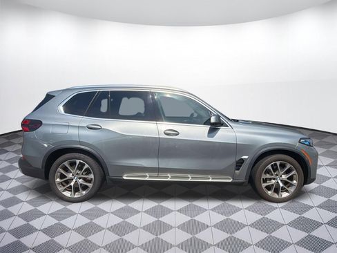 Used 2025 BMW X5 xDrive40i AWD/4WD image 8