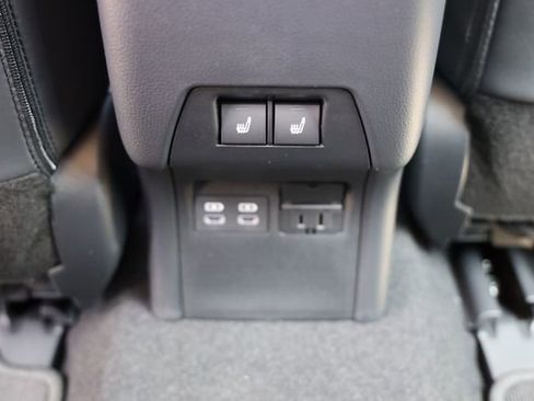 New 2026 Toyota Prius Plug-In Hybrid FWD image 27