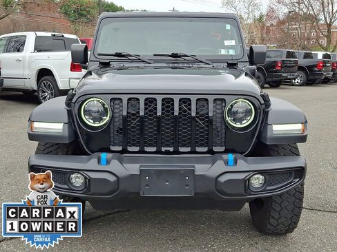 Used 2023 Jeep Wrangler Unlimited w/ Cold Weather Group image 2